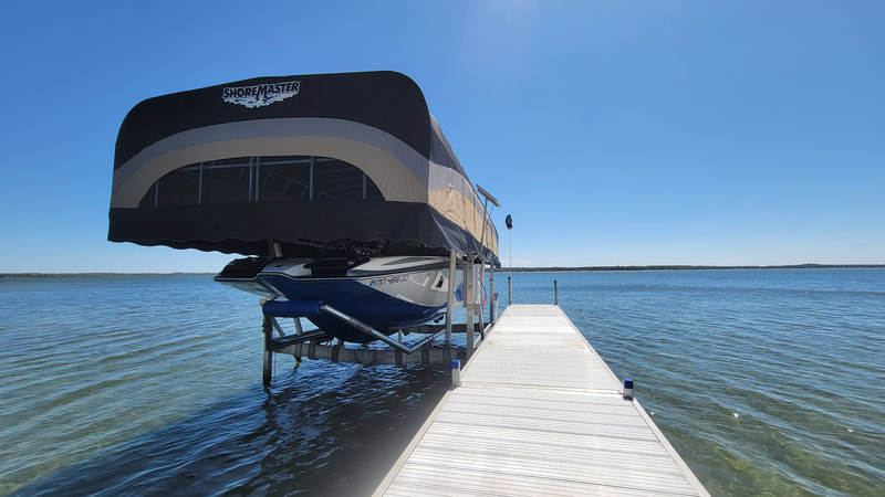 ShoreMaster TowerMaxx Canopy System with tower/surfboat on lift view from the dock