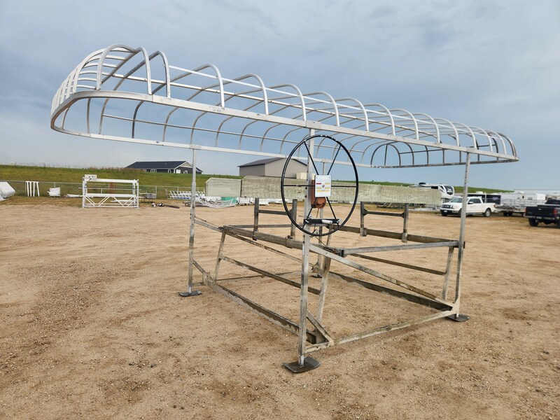 2500 lb capacity pontoon lift with 23'x120" canopy frame. $3,500. TR5351126