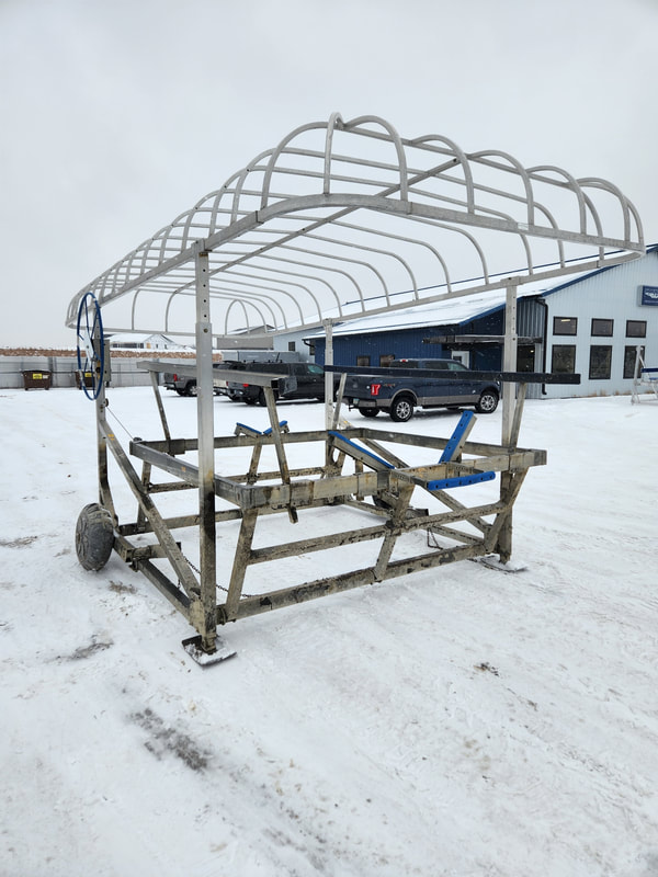 $3800 - ShoreMaster 4009 Cantilever with pads, full length guides, and Canopy Frame. TR5351429